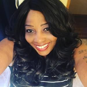 Meet your Posher, Tomeka